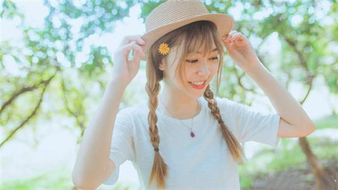 女生暗恋你最准的表现,只要你够用心就能发现 女生暗恋你最准的表现,只要你够用心就能发现第3张